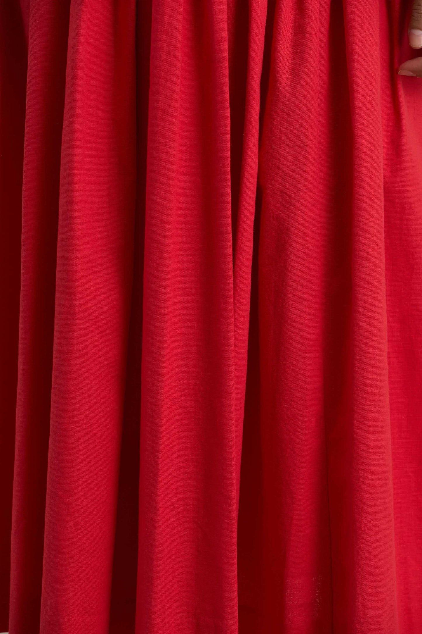Macie Red Sweetheart Midi Dress With Balloon Sleeves