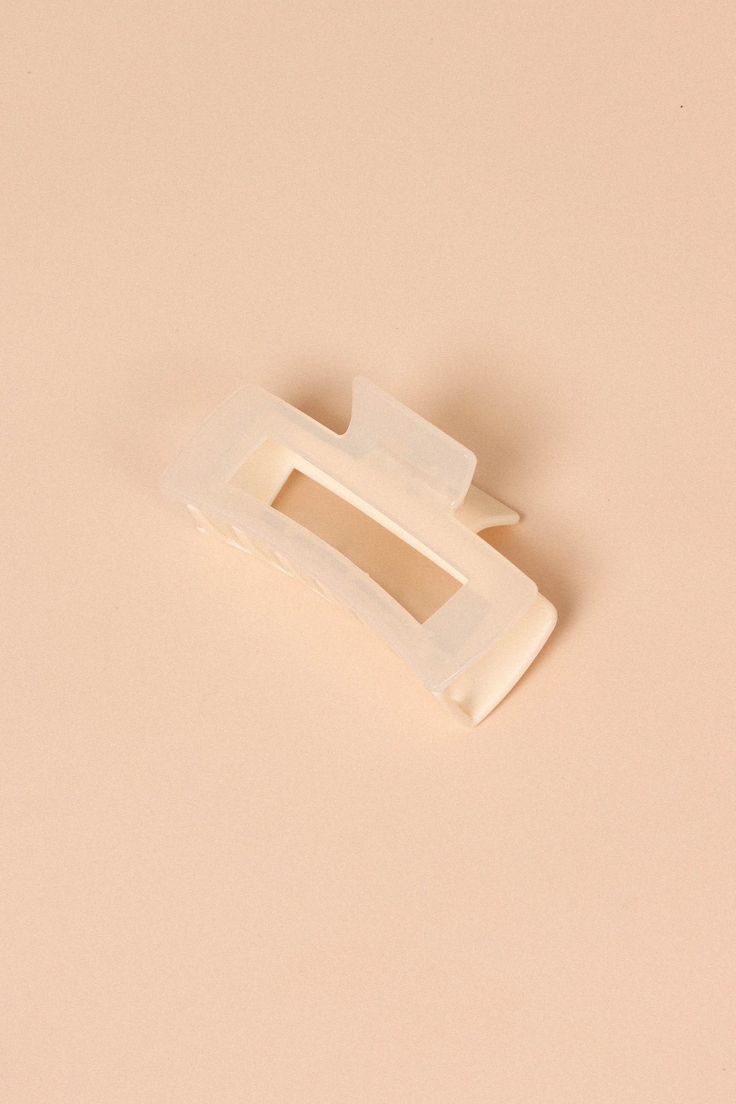 Nicole Hairclip - White