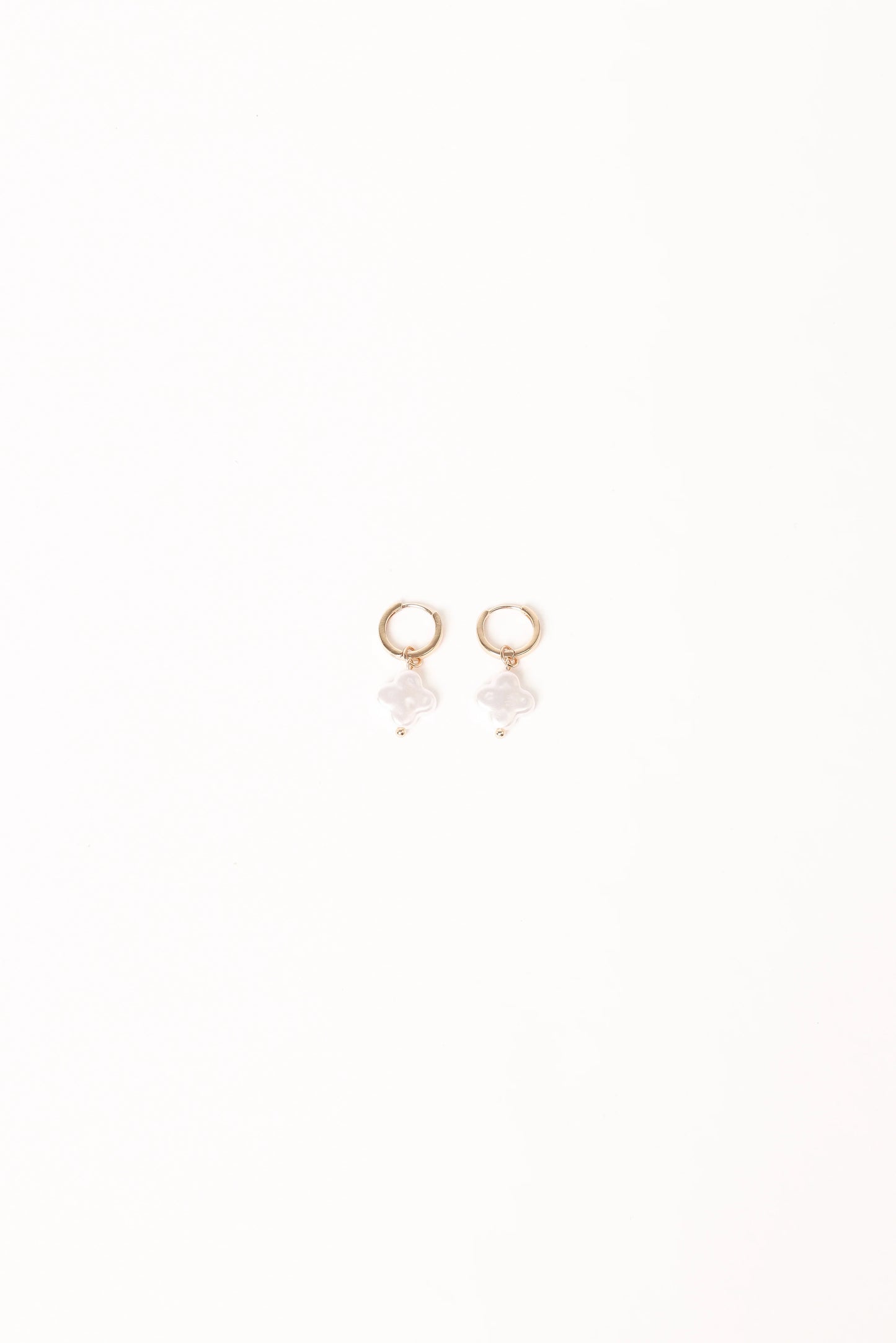 Kieran Earrings - Gold/Pearl