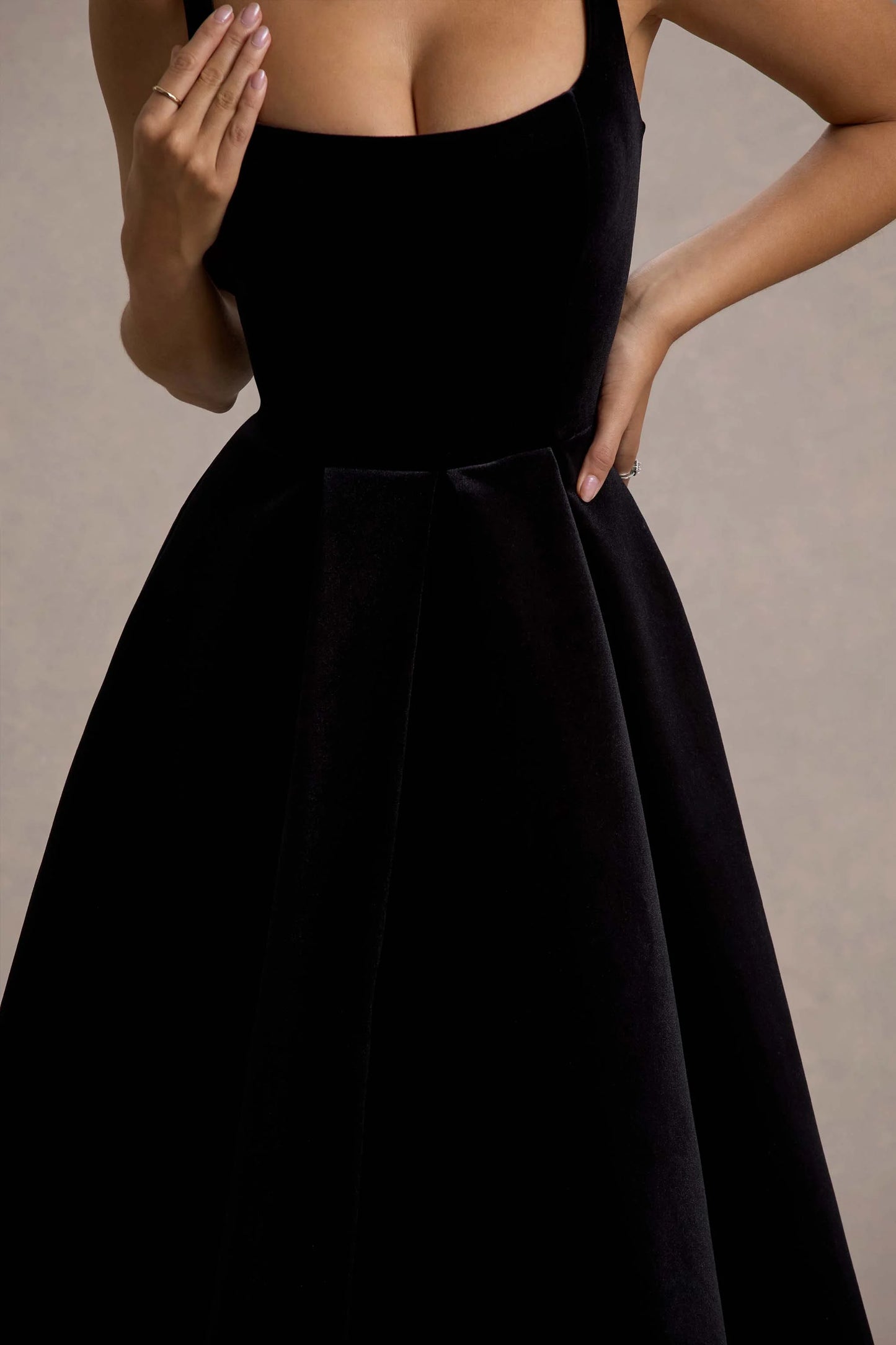 Francisca Black Velvet Strappy Volume-Hem Midi Dress