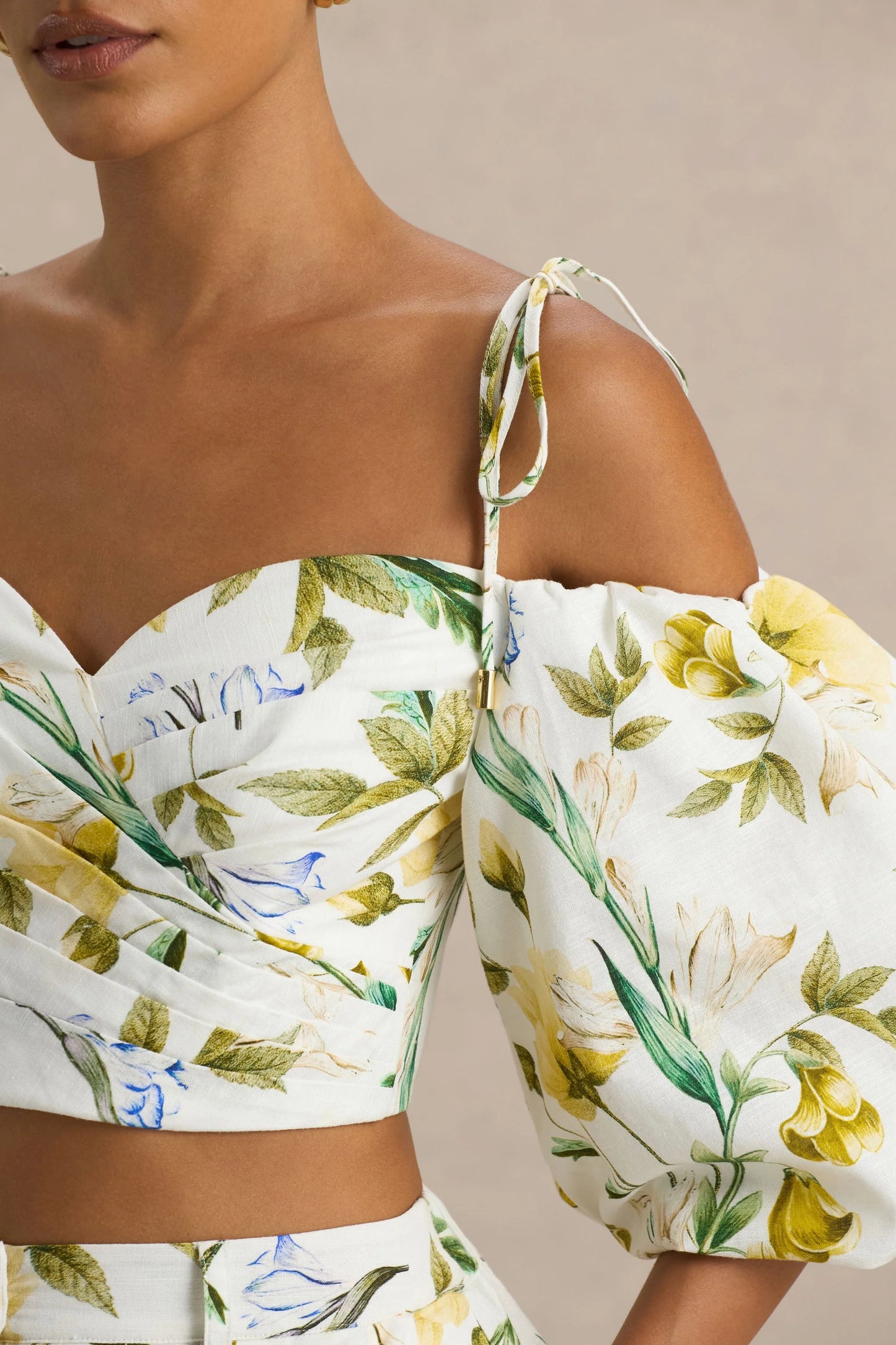 Amberly Lemon Floral Print Plunge-Neck Ruffled Crop Top