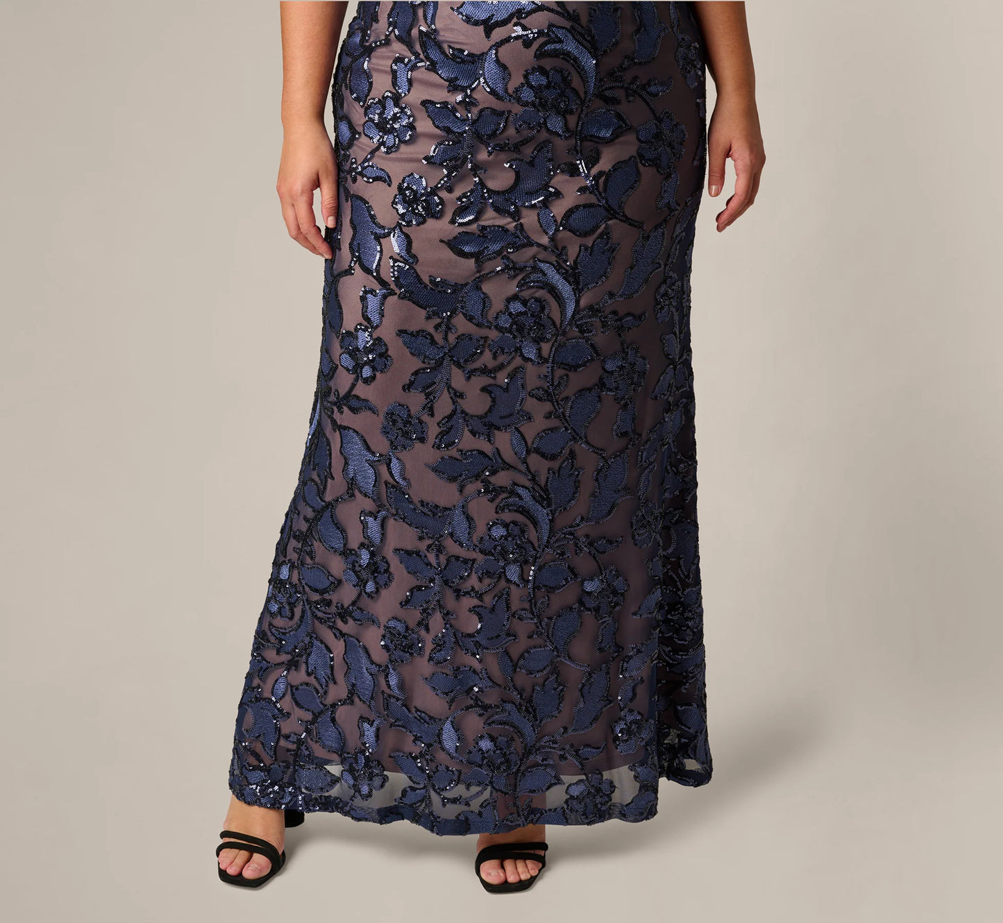 Plus Size Short Sleeve Floral Sequin Stretch Mesh Gown In Navy Rosegold