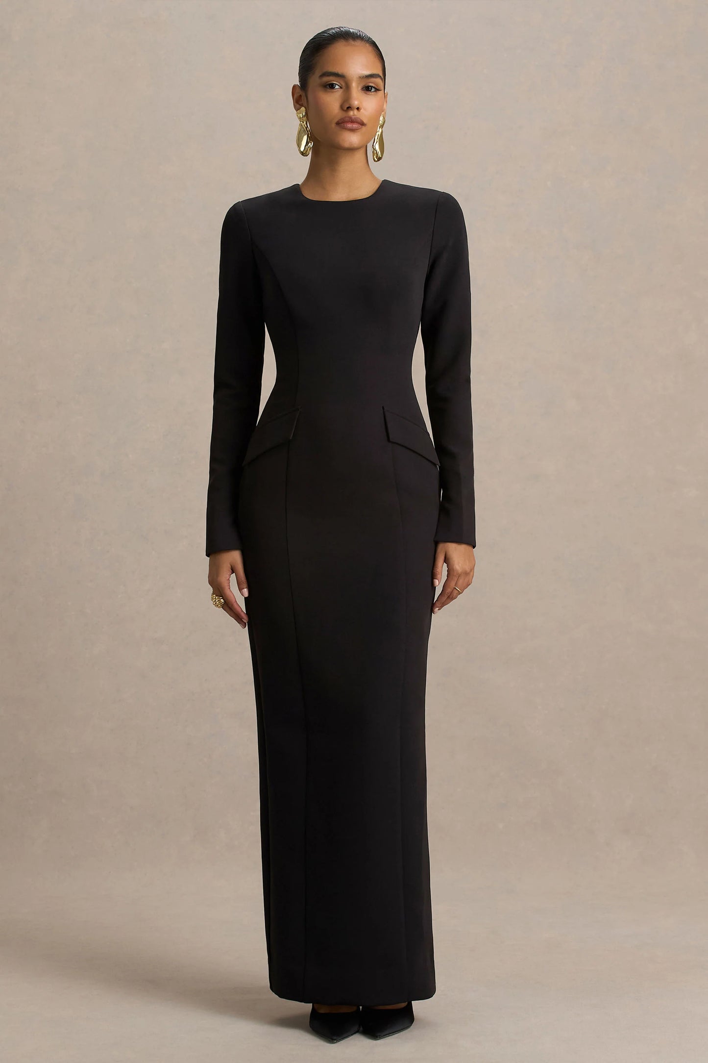 Vaila Black Crew-Neck Maxi Dress