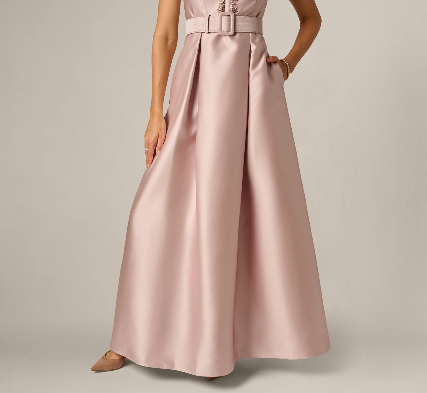 Cap Sleeve Beaded Collar Ballgown In Bellini