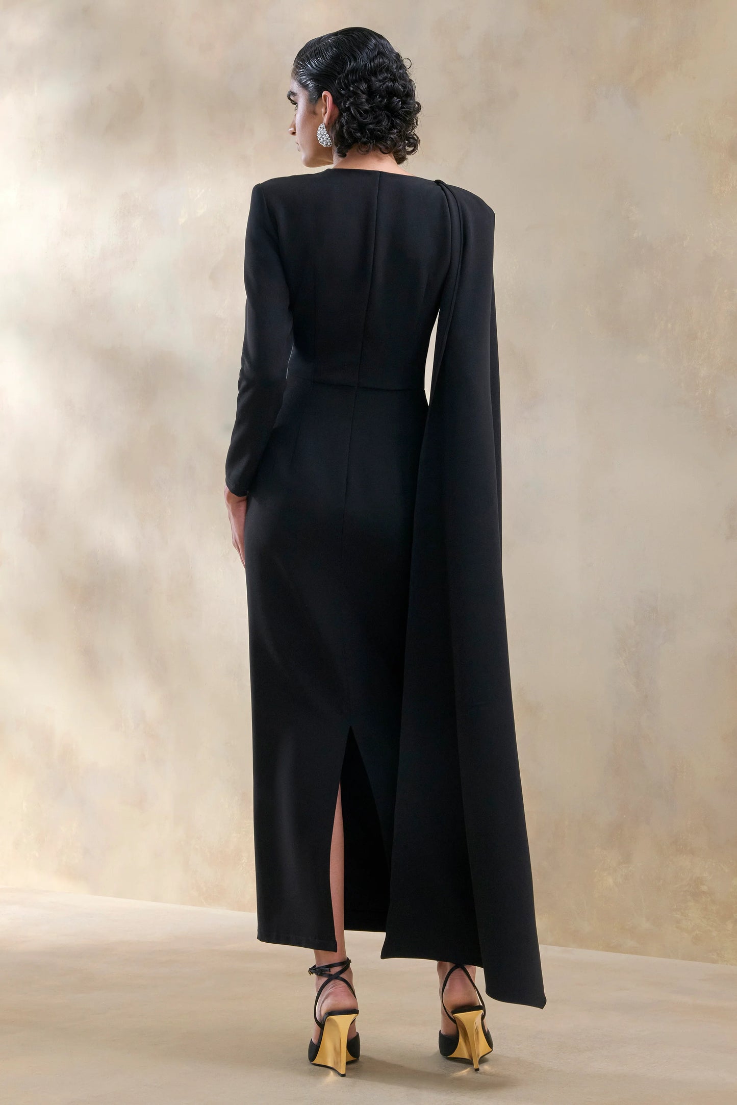 Jovea Black Round-Neck Maxi Dress With Cape-Sleeve