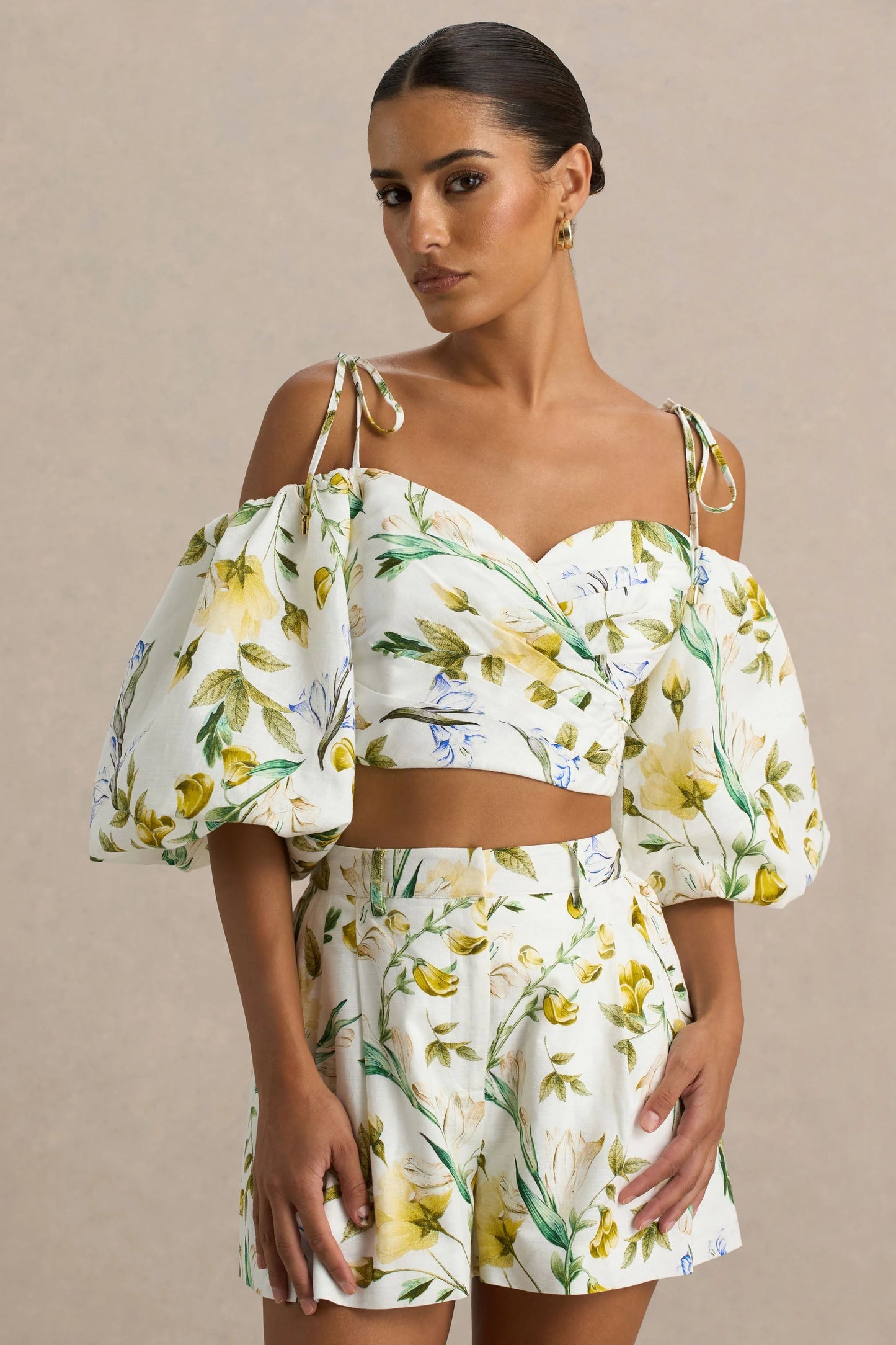 Amberly Lemon Floral Print Plunge-Neck Ruffled Crop Top
