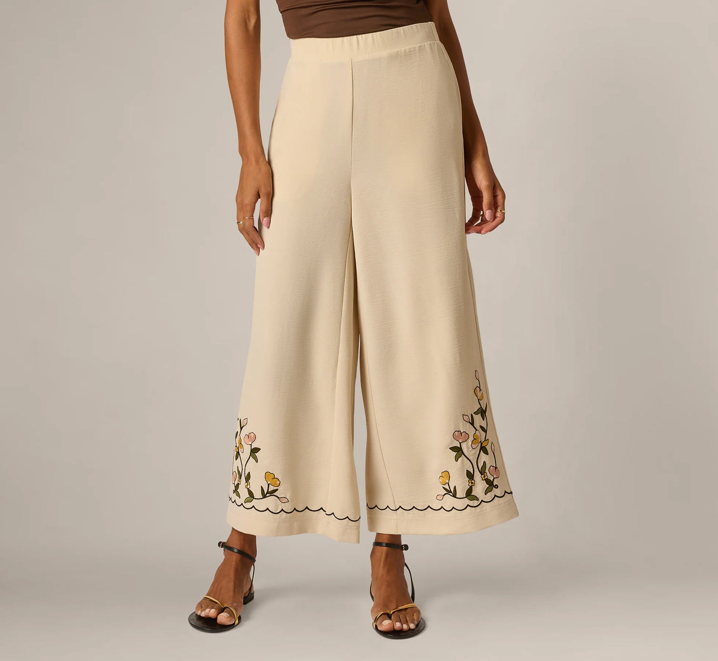 Floral Embroidery Wide Leg Pant In Pale Oak