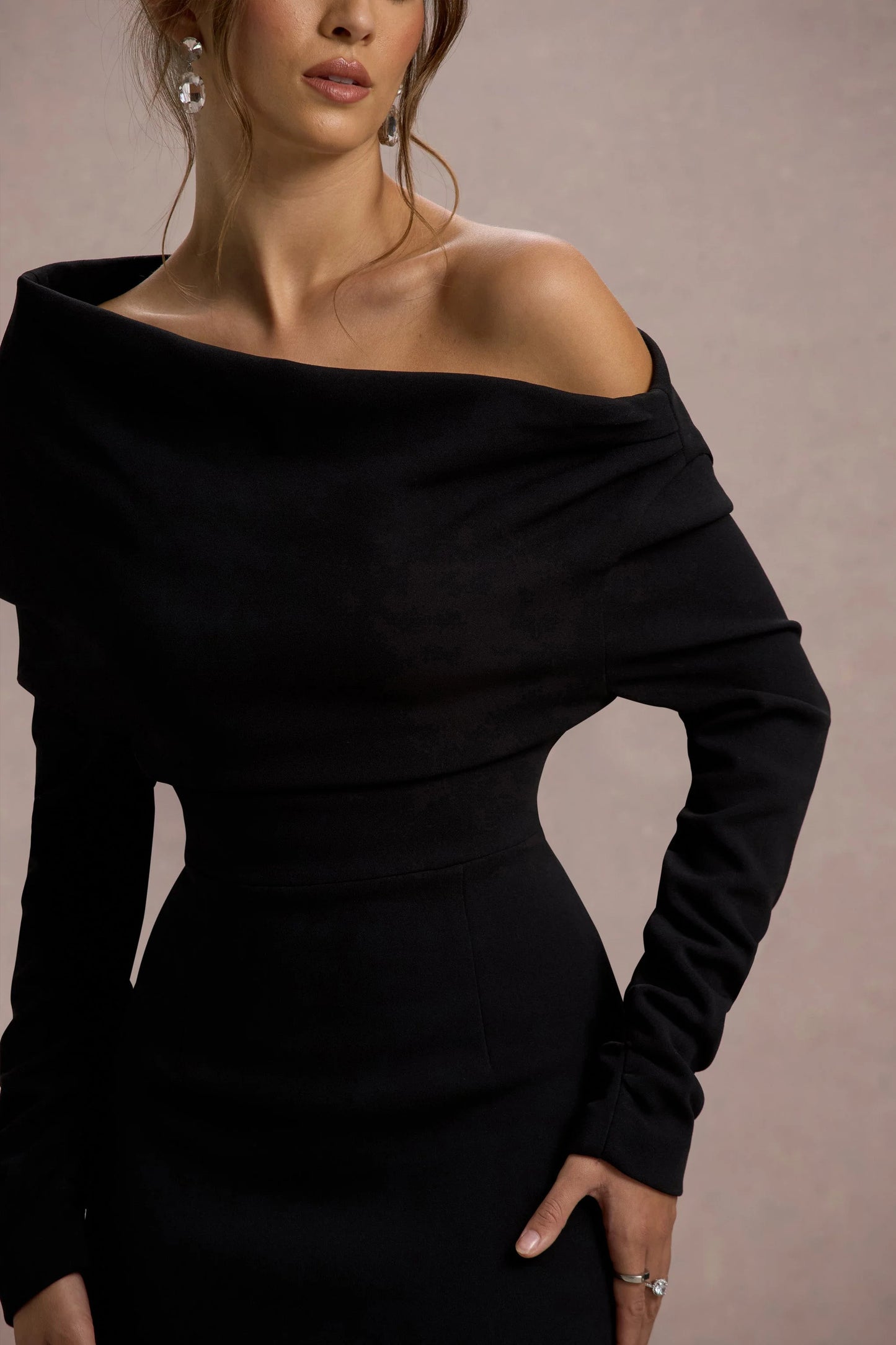 Lou Black One-Shoulder Asymmetric Maxi Dress