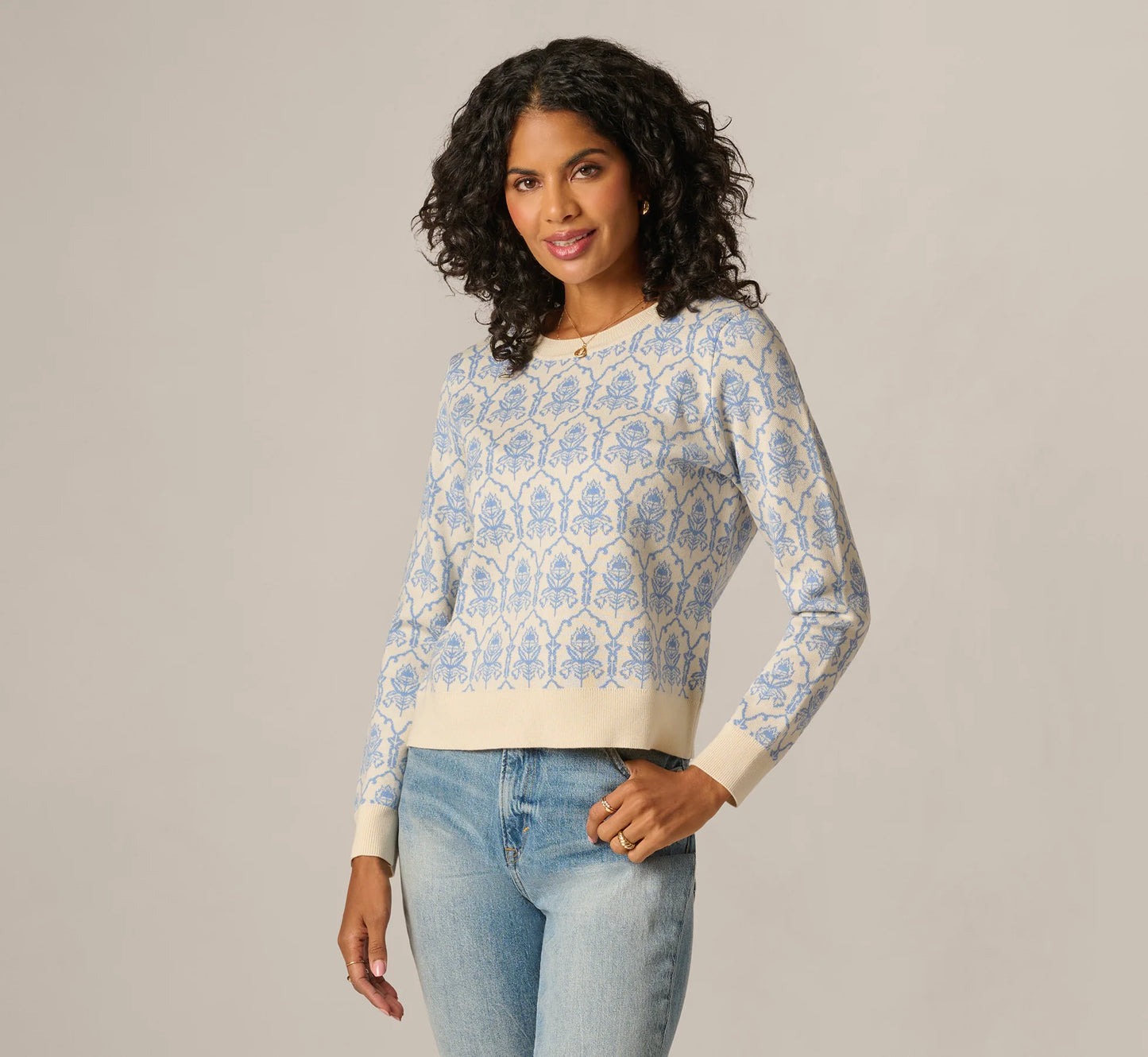 Crew Neck Floral Pullover Sweater In Classic Blue Linear Damask