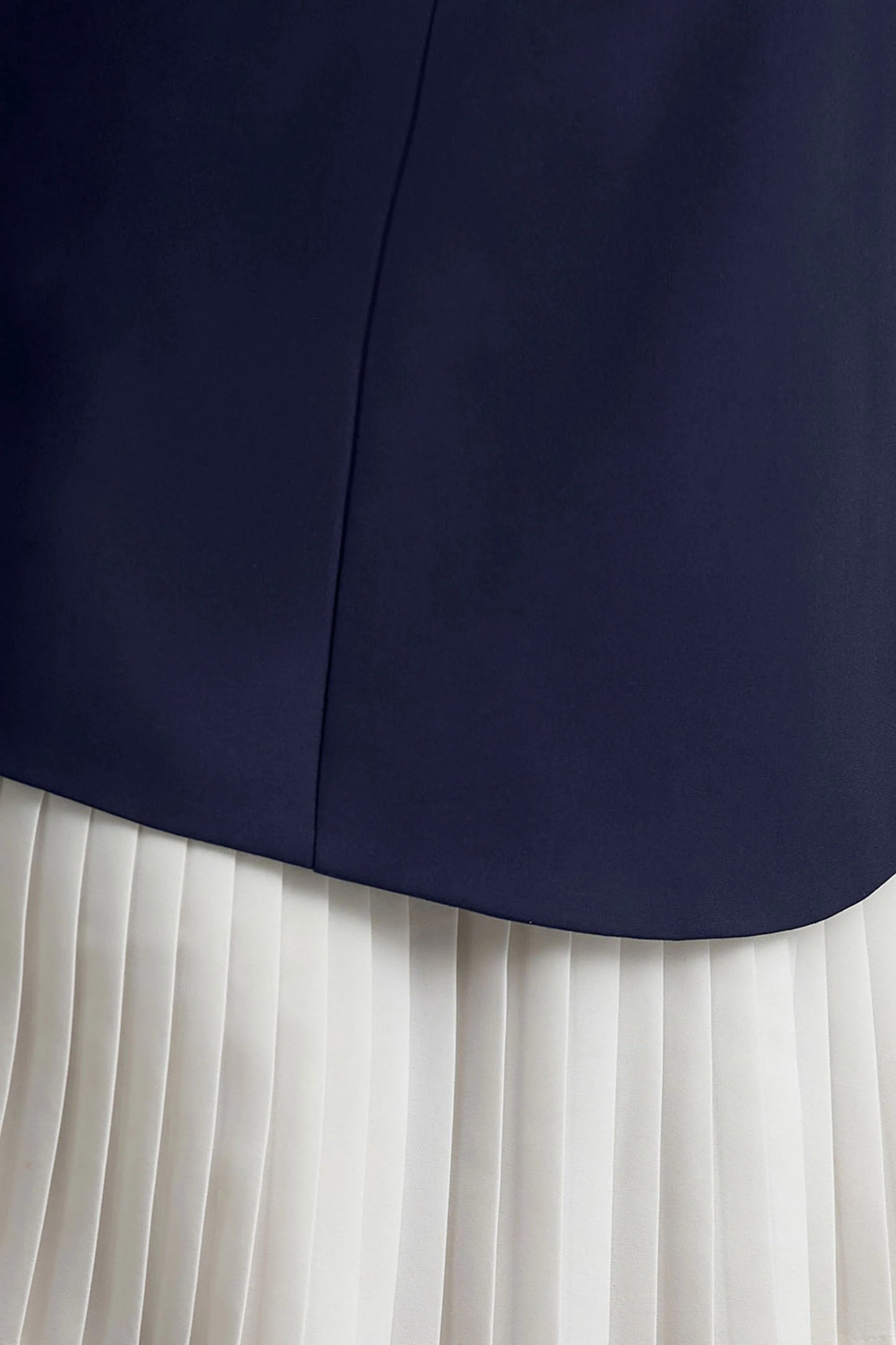 Lysette Navy Sweetheart Long-Sleeve Stretch Mini Dress