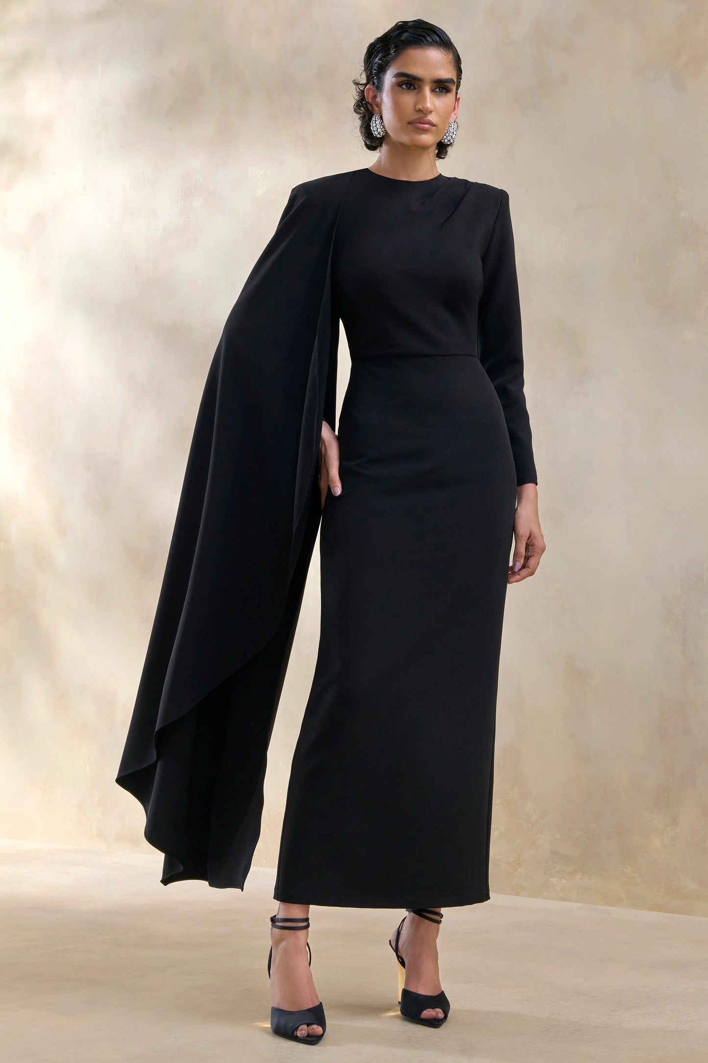 Jovea Black Round-Neck Maxi Dress With Cape-Sleeve