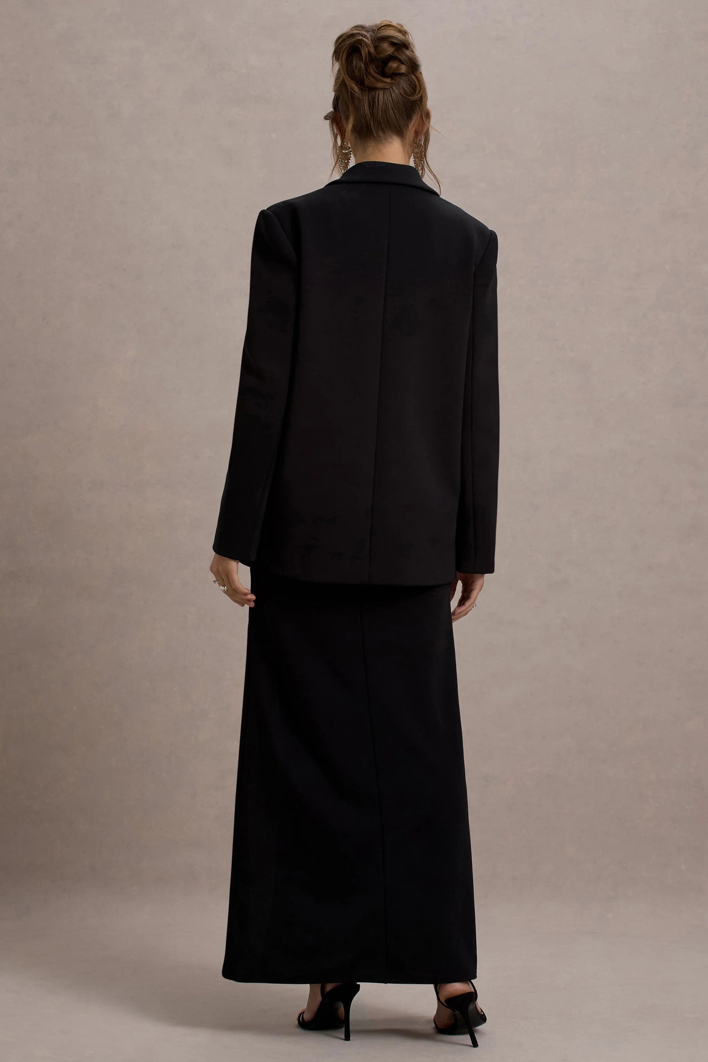 Urban Black Plunge-Neck Boxy Oversized Blazer