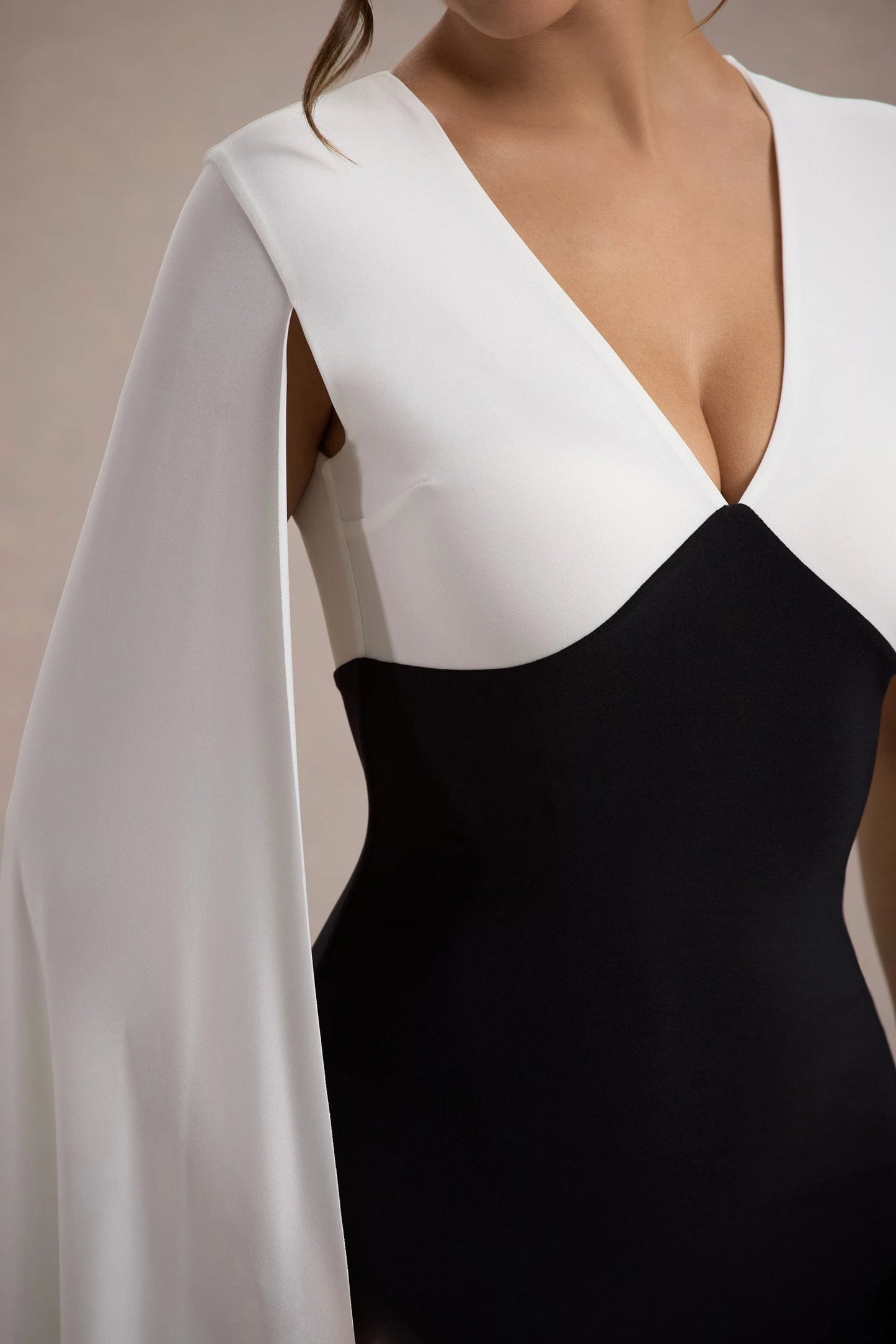 Grace Kelly Black & White Plunge-Neck Maxi Dress With Cape Sleeves