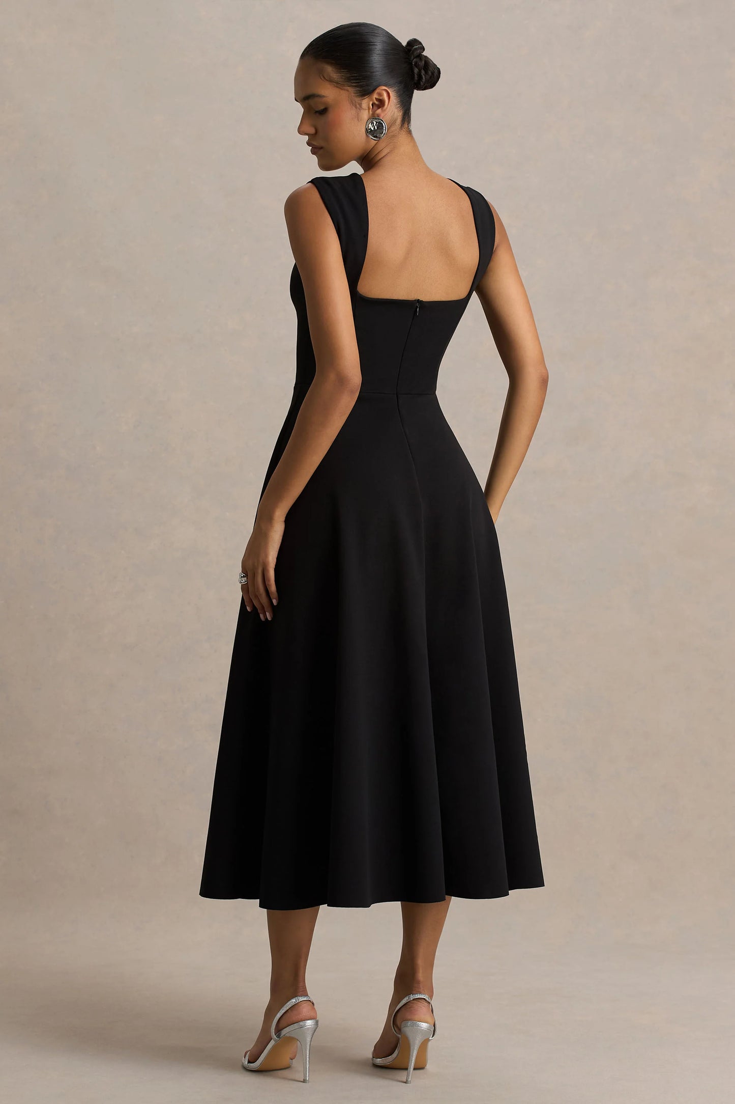 Andromeda Black Sweetheart-Neck Midi Dress