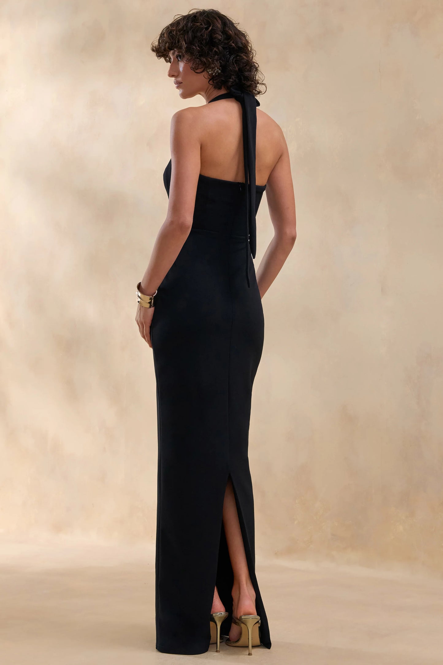 Robyn Black Sweetheart-Neck Maxi Dress