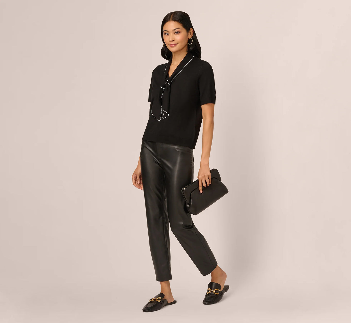 Short Sleeve Pearly Tie Neck Knit Top In Black
