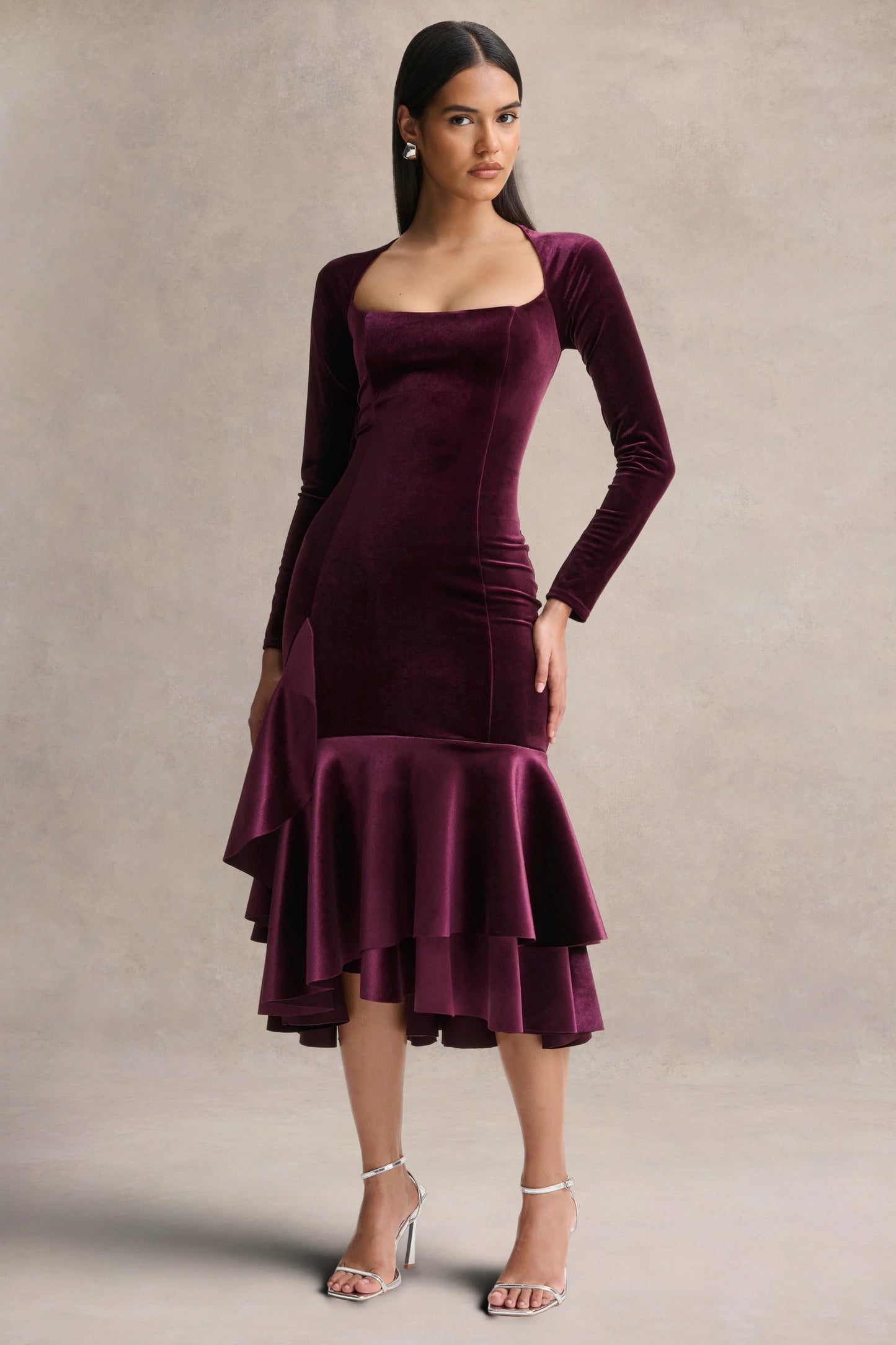 Emberlyn Burgundy Velvet Scoop-Neck Fishtail Midi Dress