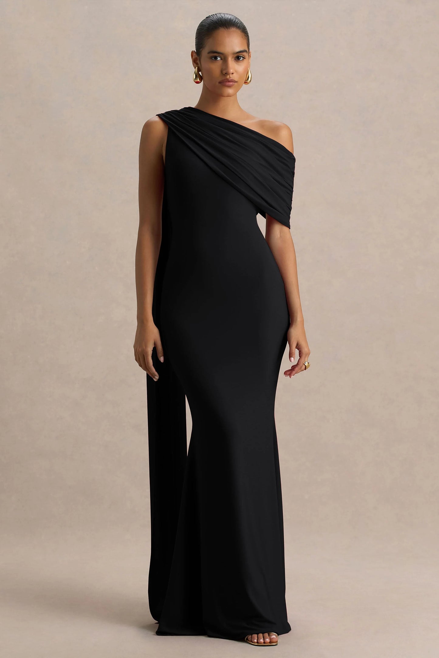Zendaya Black Asymmetric-Neck Fishtail Maxi Dress With Sash
