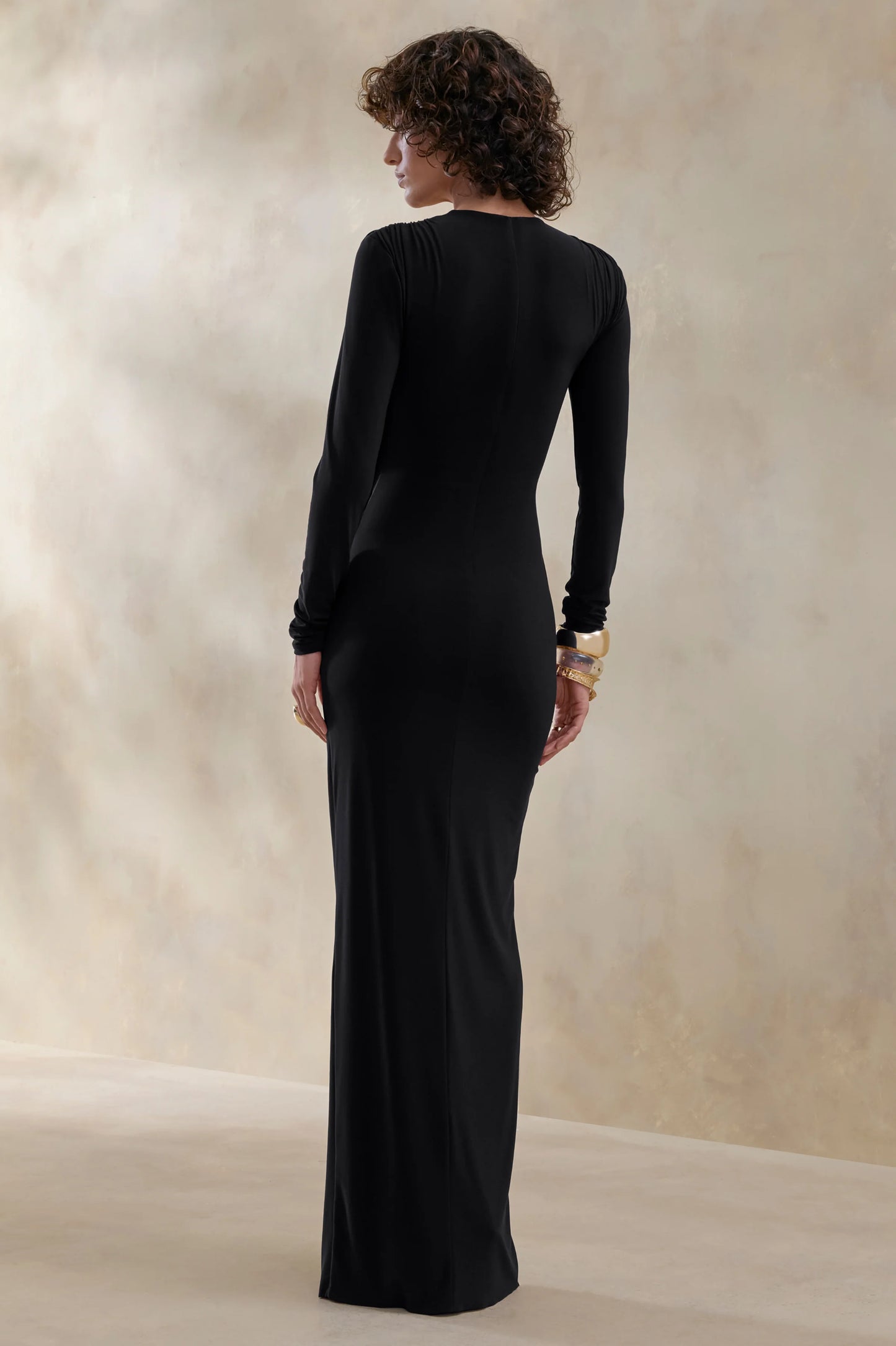 Desirelle Black Crew-Neck Maxi Dress With Gathered-Detailing