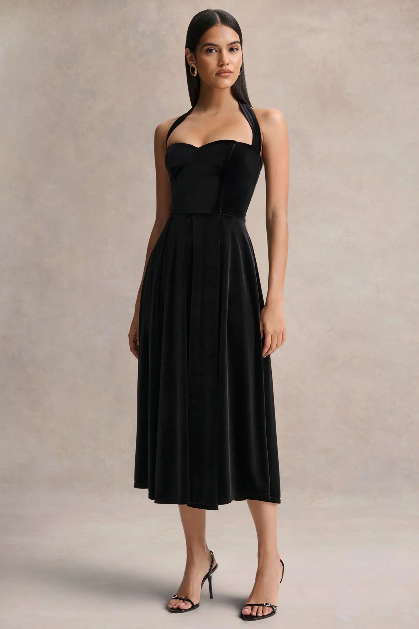 Esmeray Black Velvet Sweetheart-Neck Midi Dress
