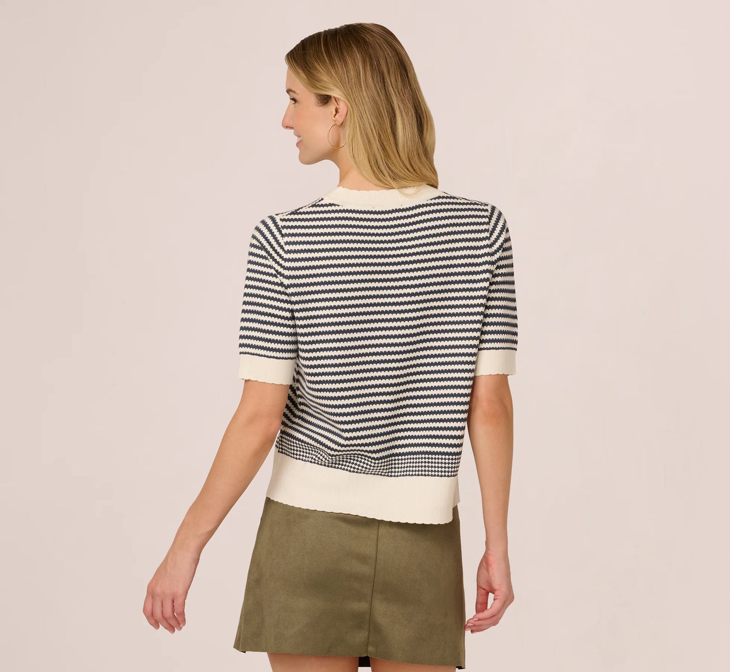 Short Sleeve Scalloped Stripe Pullover Sweater In Ivory Slate Blue