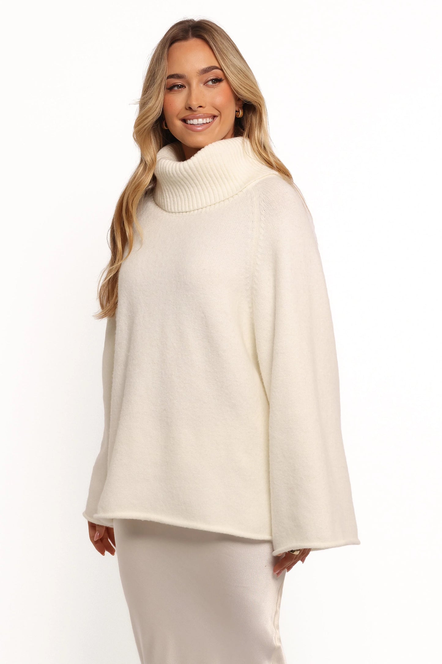 Bindy Cowlneck Knit Sweater - White
