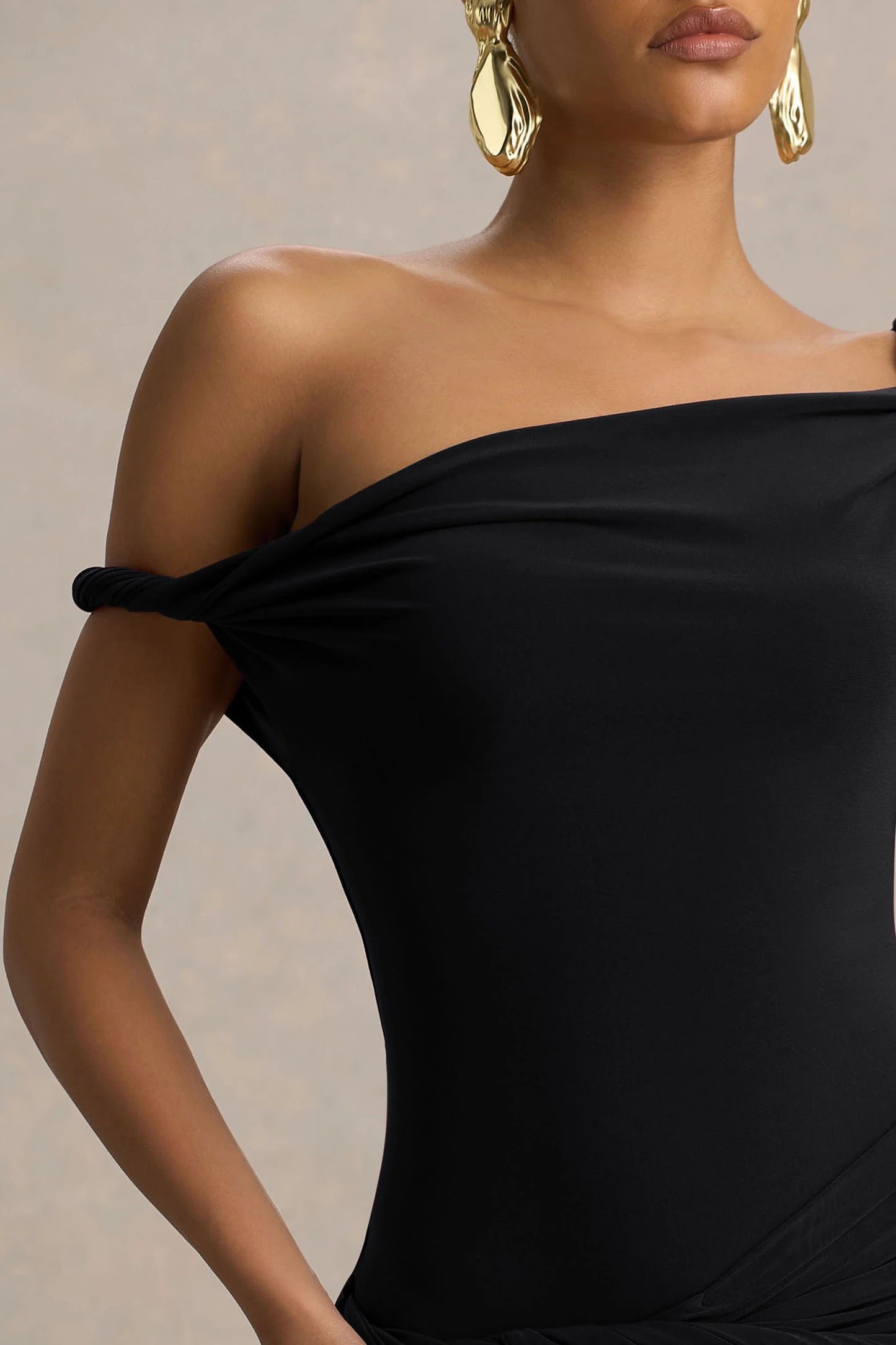 Tulisa Black Asymmetric-Neck Maxi Dress With Twist Sleeves And Ruched Detailing