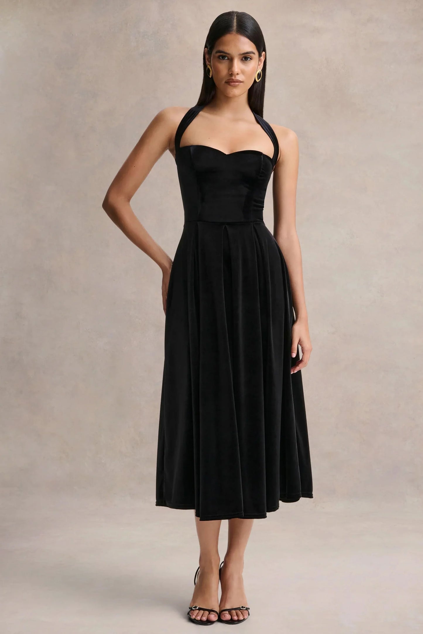 Esmeray Black Velvet Sweetheart-Neck Midi Dress