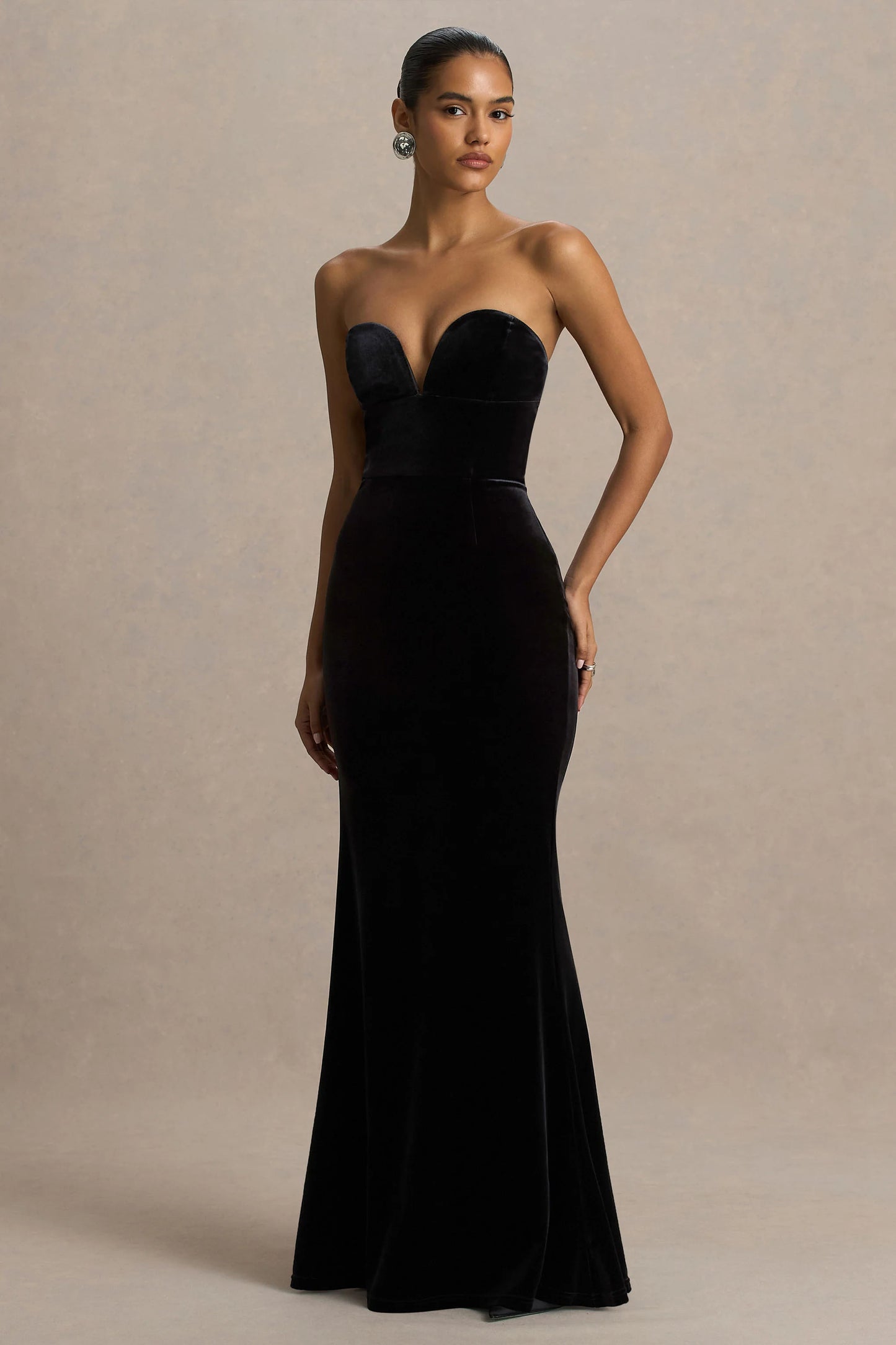 Yolanda Black Velvet Sweetheart-Neck Maxi Dress
