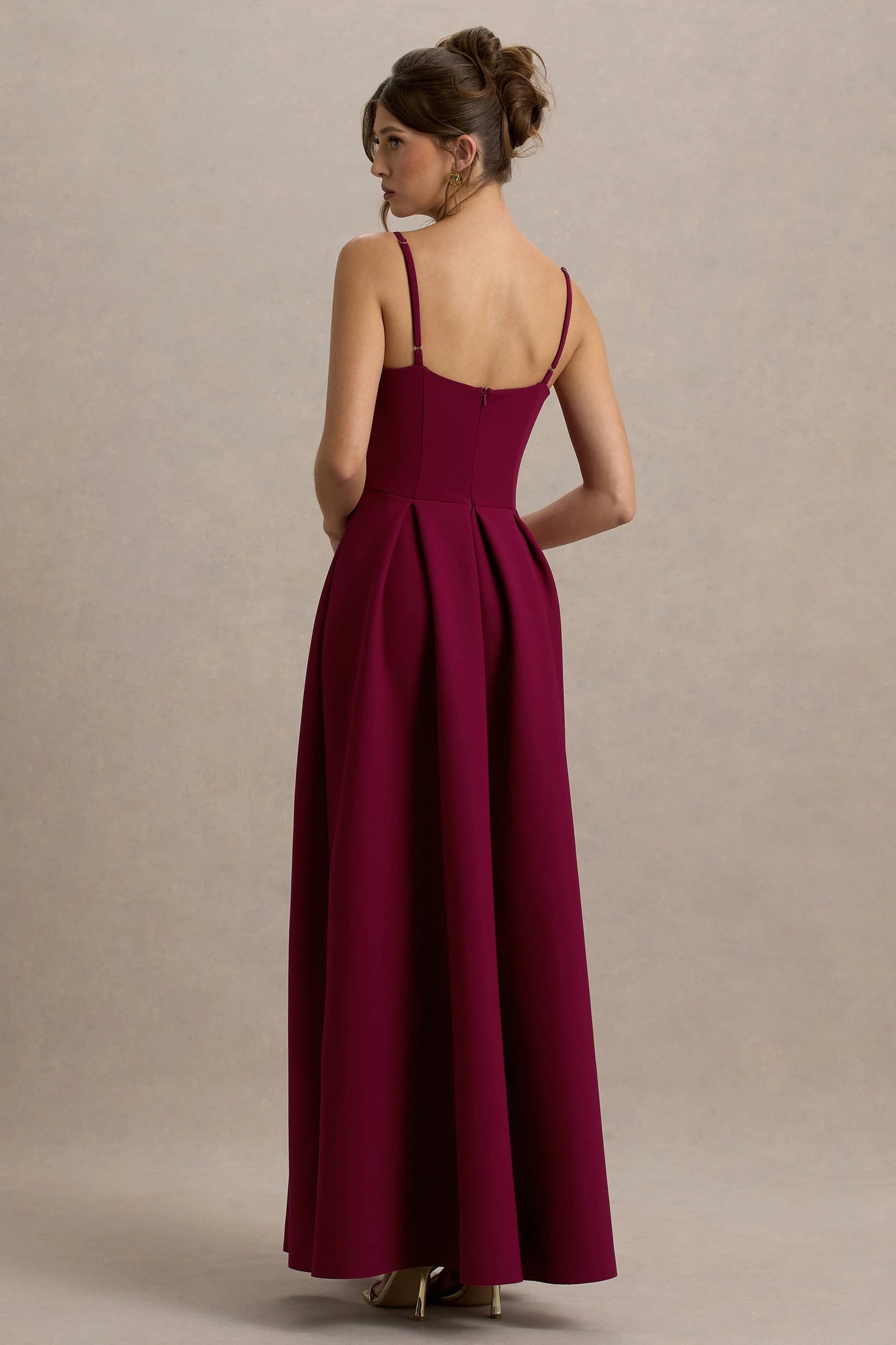 Bambina Burgundy Scoop-Neck Pleated Maxi Dress
