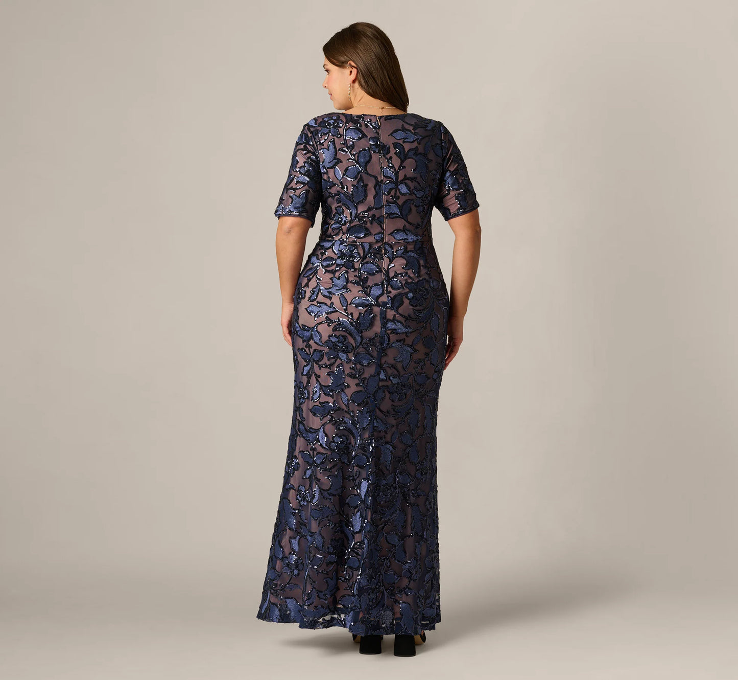 Plus Size Short Sleeve Floral Sequin Stretch Mesh Gown In Navy Rosegold