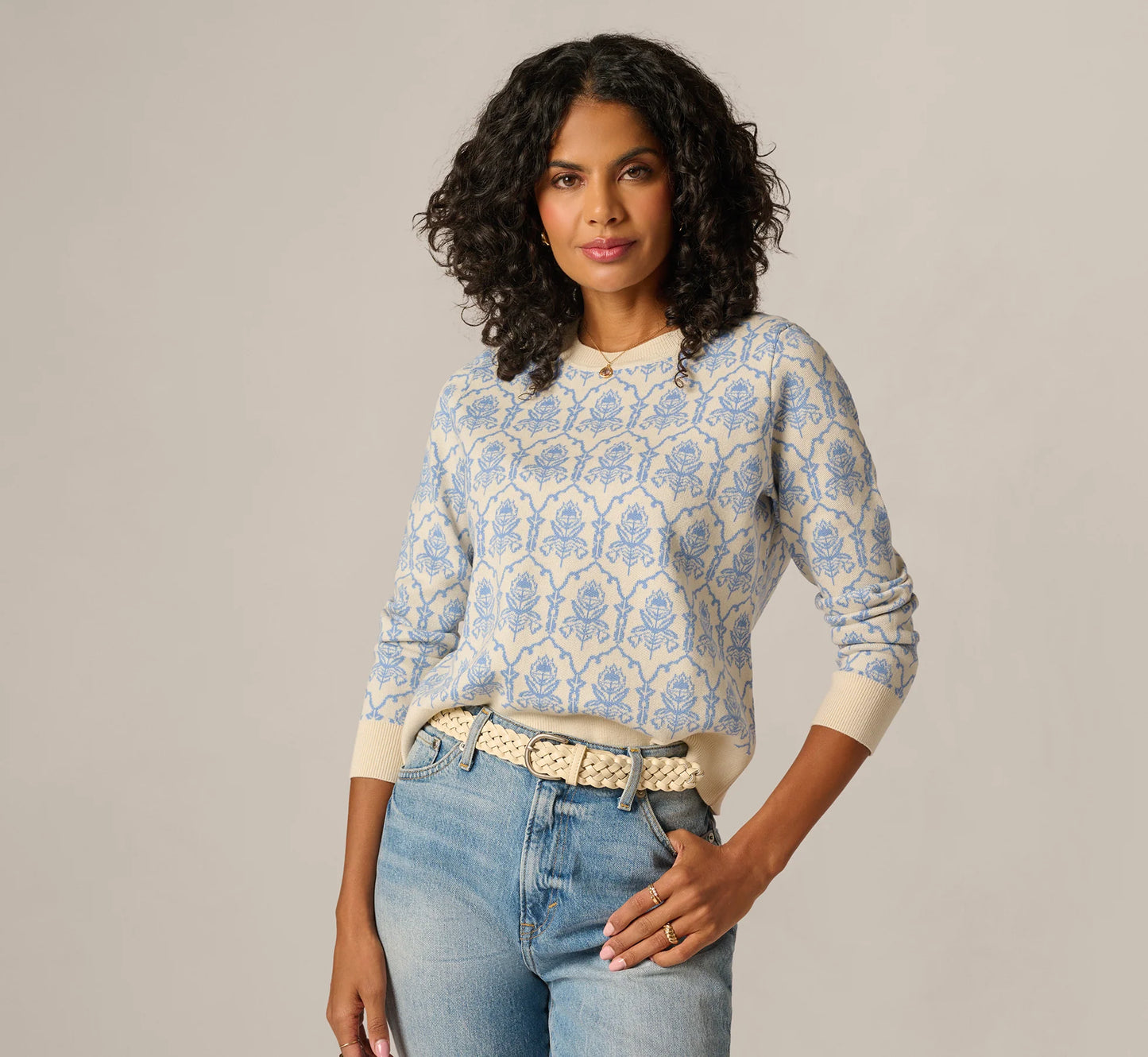 Crew Neck Floral Pullover Sweater In Classic Blue Linear Damask