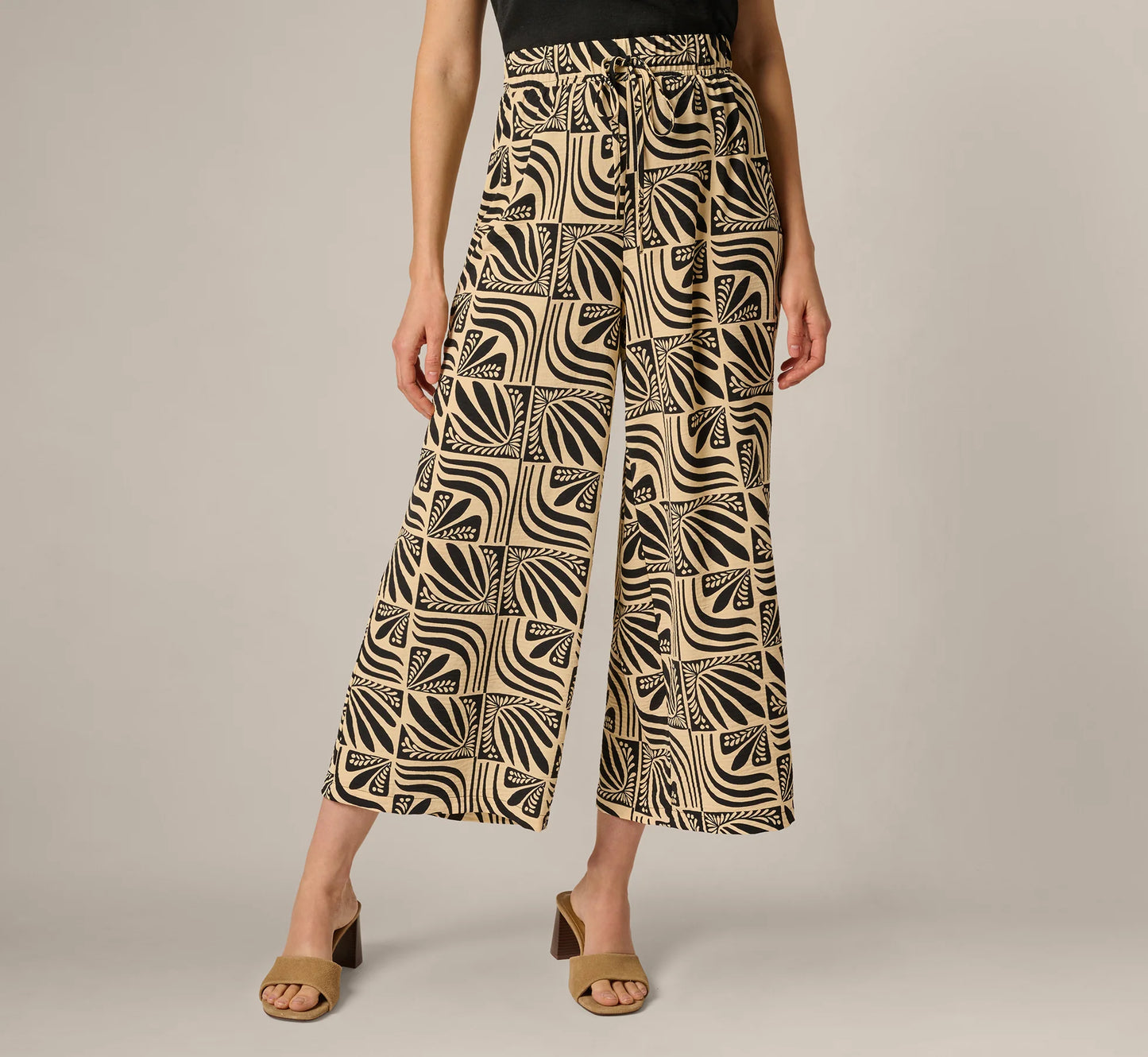 Wide Leg Drawstring Pant In Birch Black Retro Tile