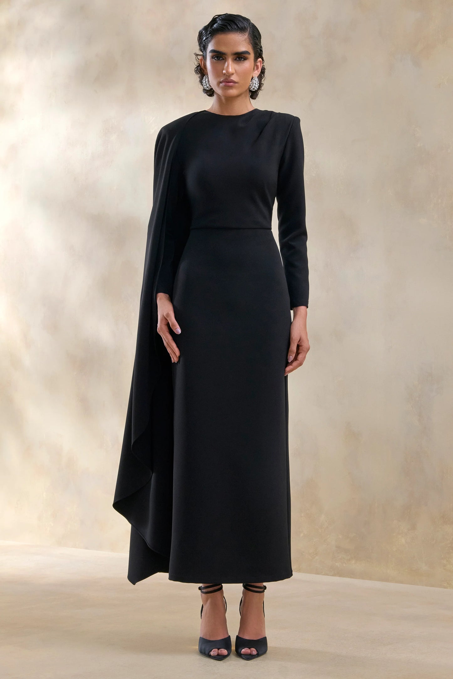 Jovea Black Round-Neck Maxi Dress With Cape-Sleeve