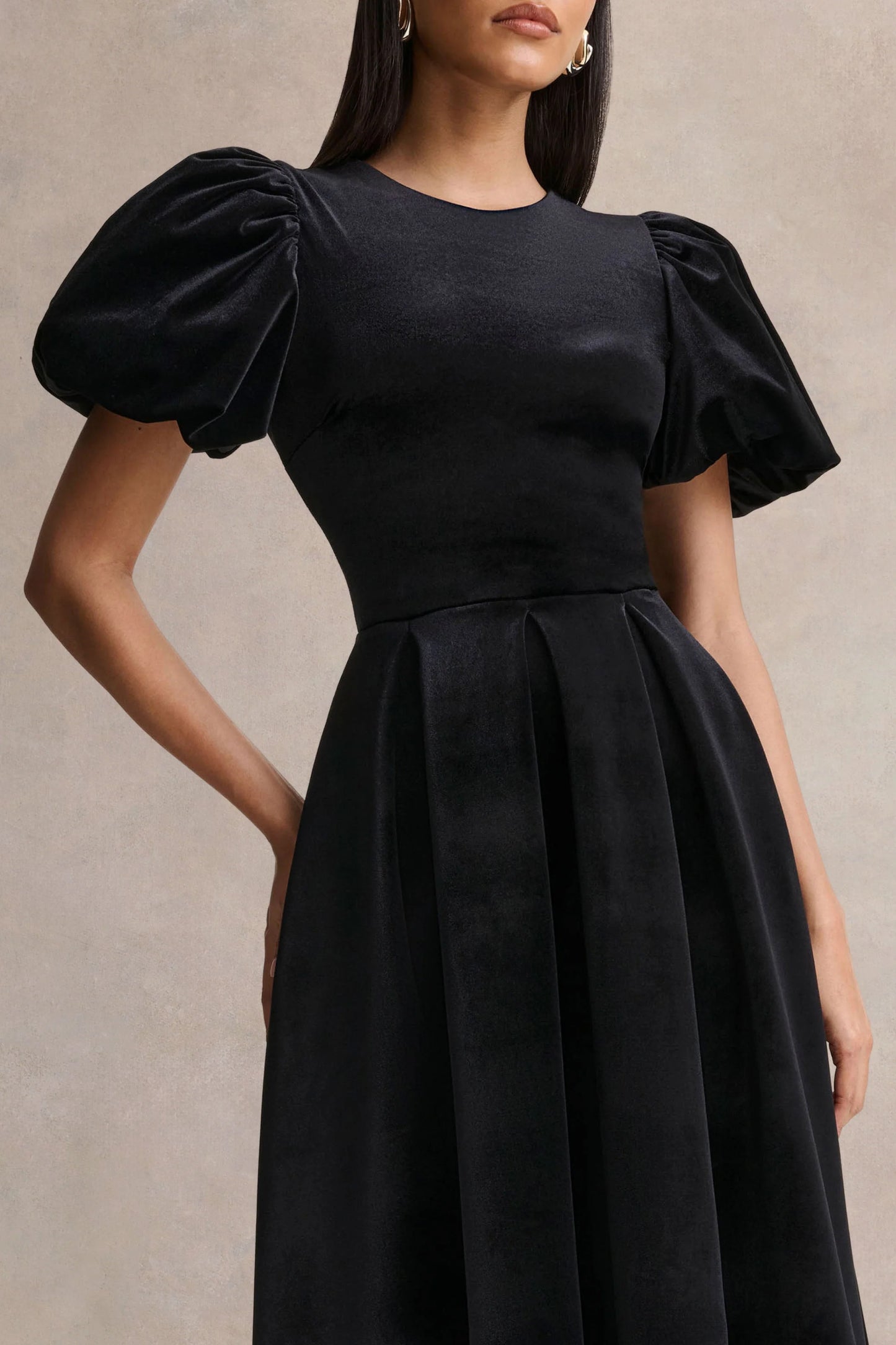 Seraphic Black Velvet Puff-Sleeve Midi Dress