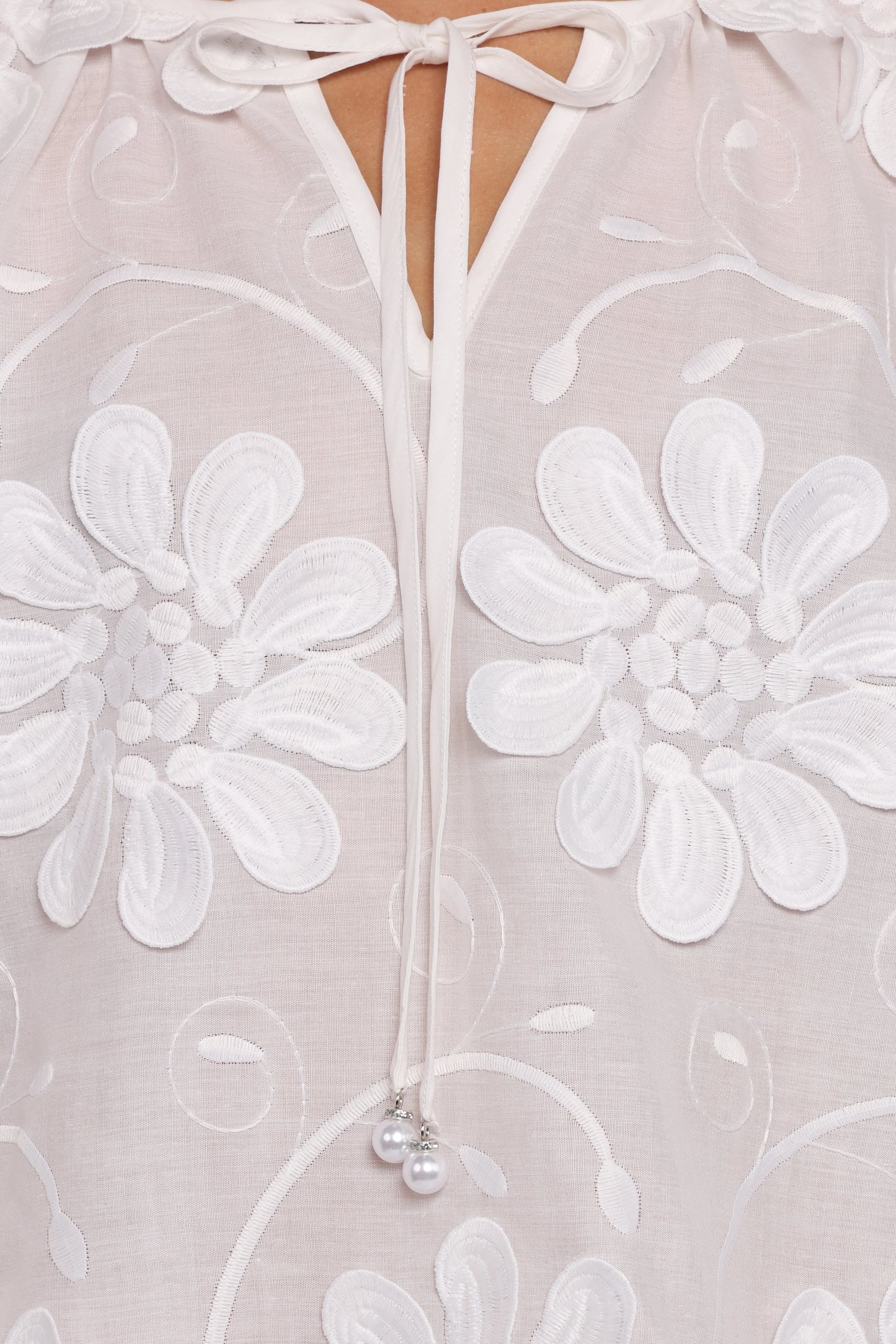 Leire Embroidered Blouse - White