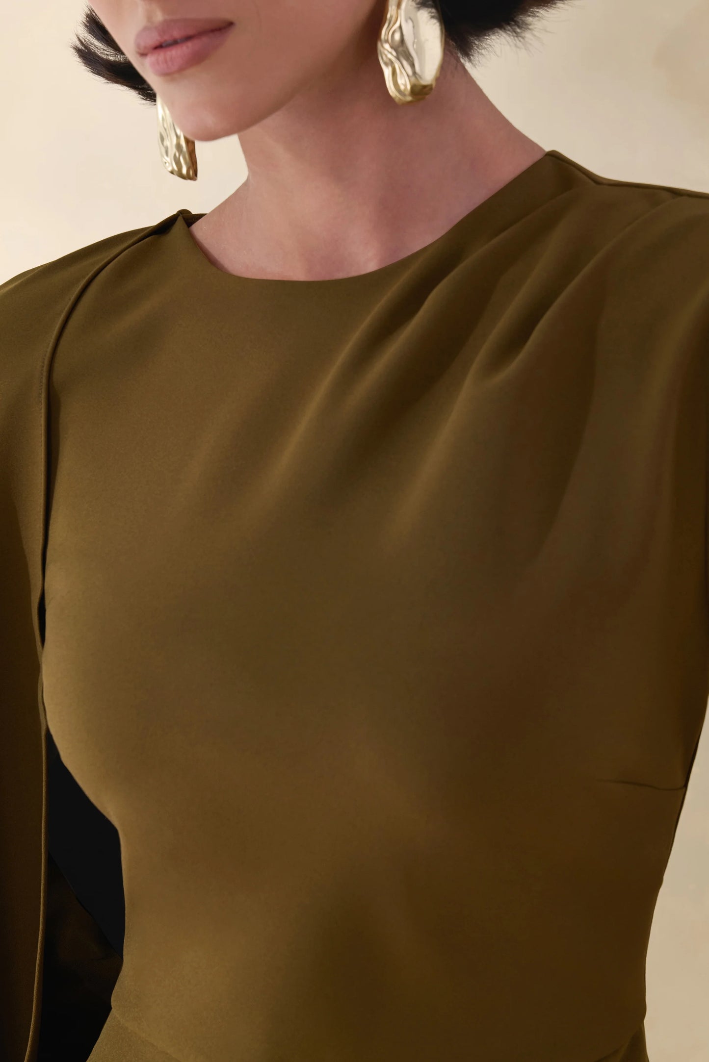 Jovea Olive Round-Neck Maxi Dress With Cape-Sleeve