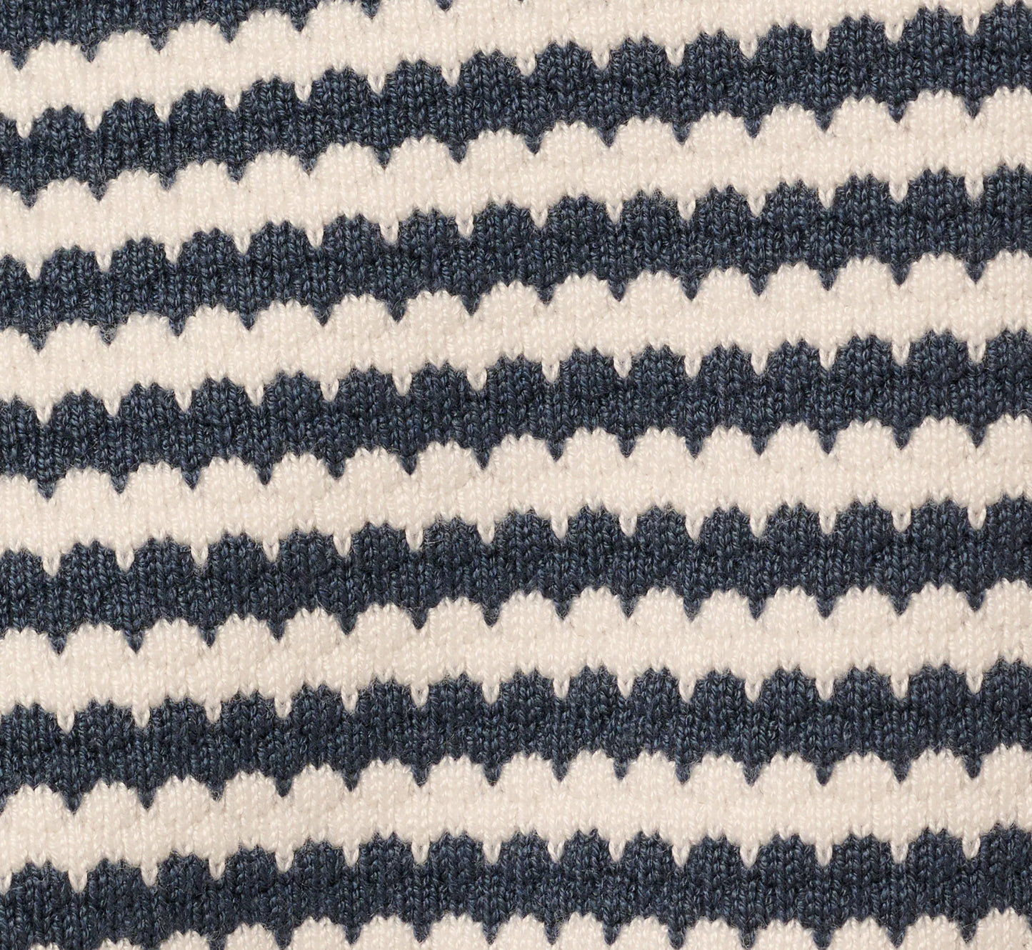 Short Sleeve Scalloped Stripe Pullover Sweater In Ivory Slate Blue